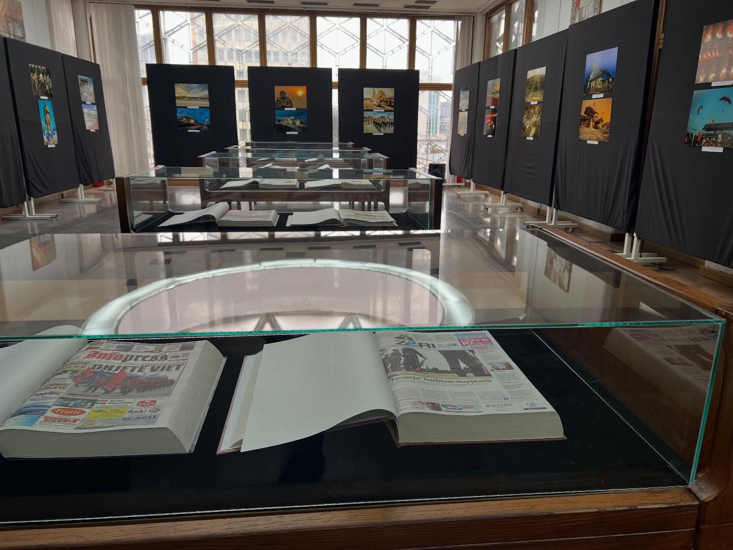 Në Bibliotekën Kombëtare të Kosovës, në nderim të 28-vjetorit të Epopesë së UÇK-së, u mbajtën dy aktivitete përkujtimore